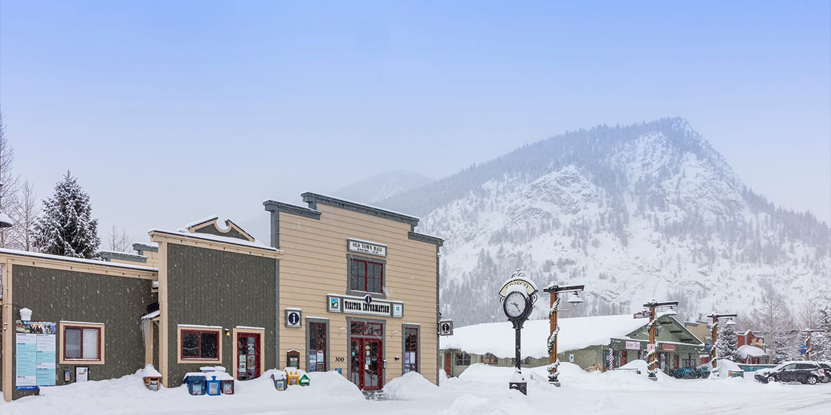 Visitor Information Center and Frisco Clocl during the daytime in winter.