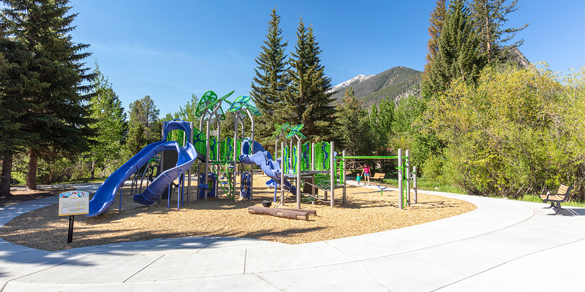 Walter Byron Park playground