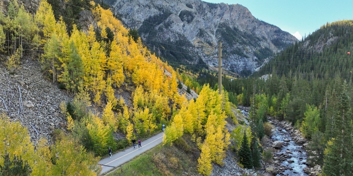 Catch Up with Council: Recap of September 22, 2026, Frisco Town Council Meeting –1A Strong Future Update & Resolution, Snowboard Outreach Society (SOS) Update, 2027 Grant Award Committee Recommendations, Downtown Winter Parking, Development Code Updates for Drive Throughs & Affordable Housing